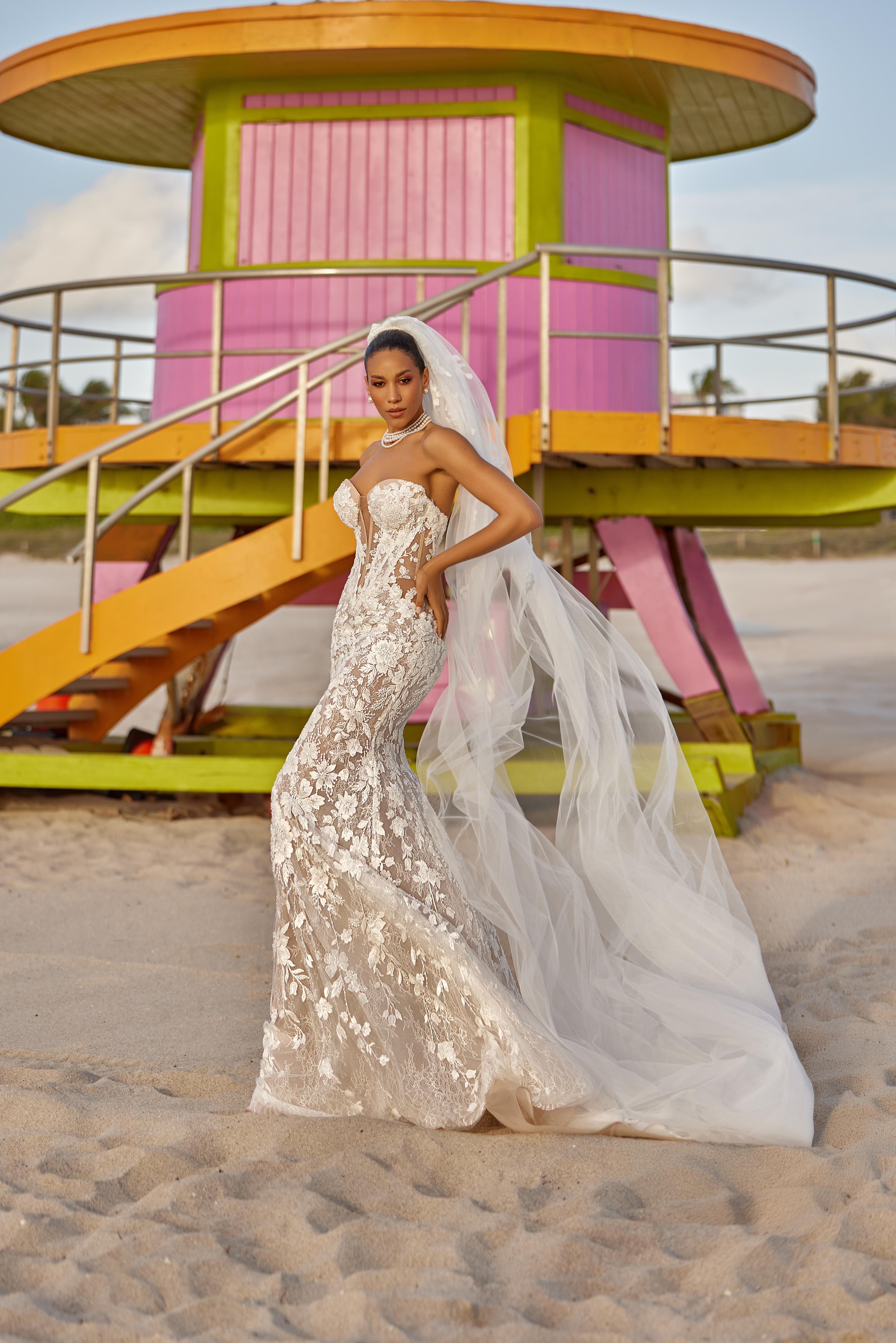 Oksana Mukha gown detail